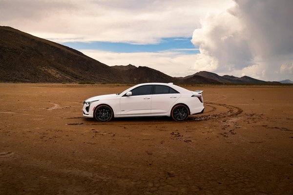 Guide ultime des 4×4 tout-terrain : Comment choisir le meilleur SUV pour vos aventures ?